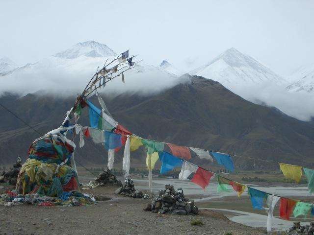 Travelers' stupas.JPG